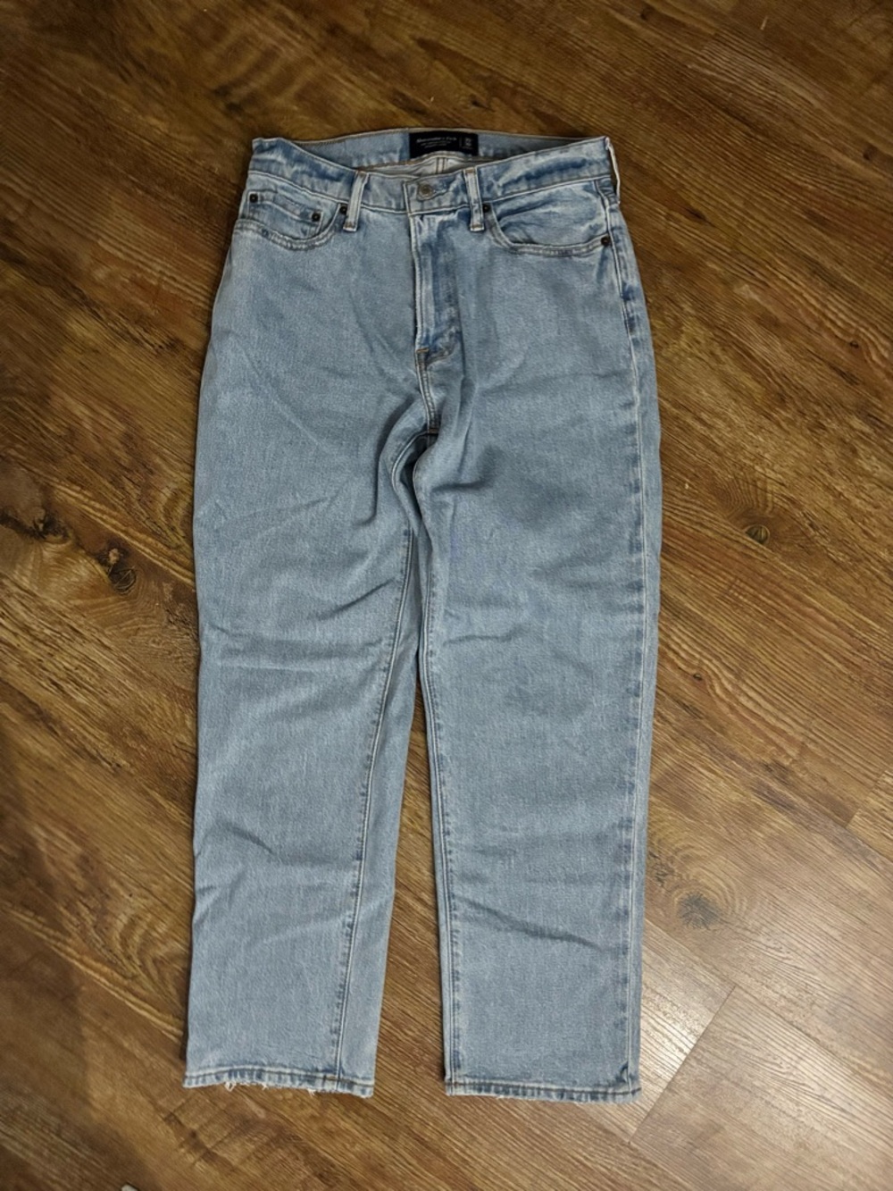 men’s abercrombie light blue jeans athletic loose